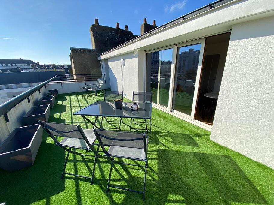 Grand Studio, Belle Terrasse Avec Vue Nantes Exterior foto
